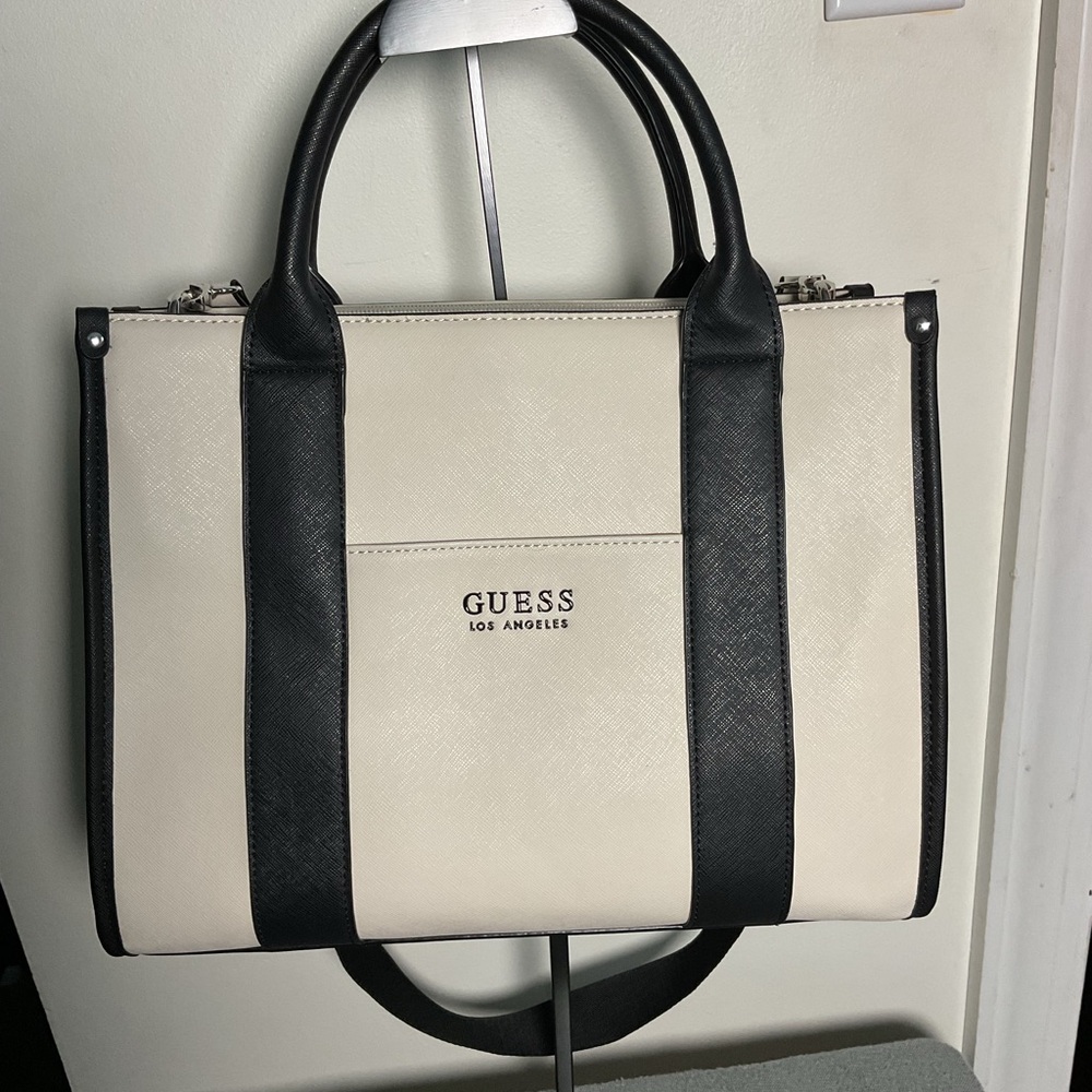 Guess Two-Tone Black and Cream Handbag